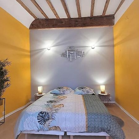 Avignon Apartement A 2 Pas Du Palais De Papes Luaran gambar