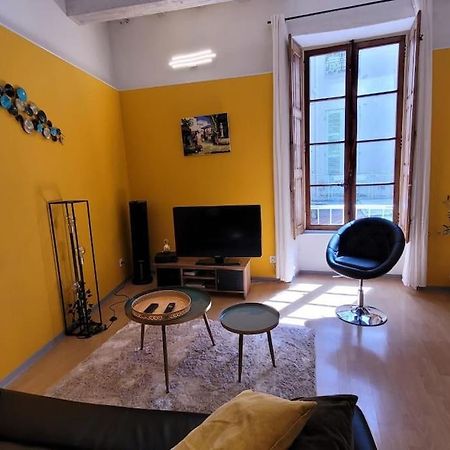 Avignon Apartement A 2 Pas Du Palais De Papes Luaran gambar