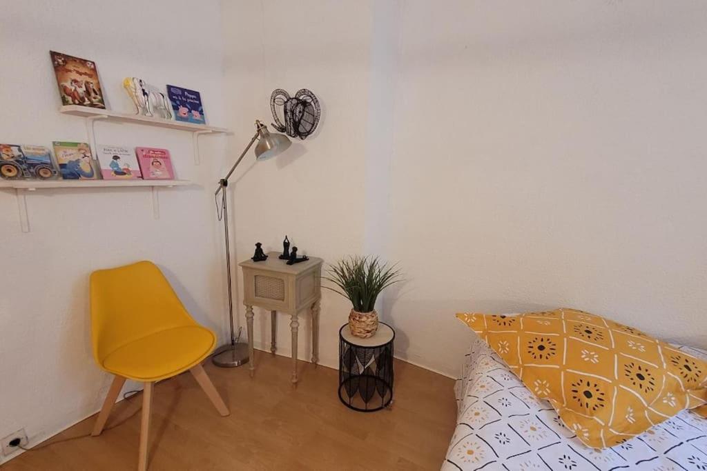 Avignon Apartement A 2 Pas Du Palais De Papes Luaran gambar